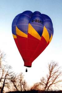 G-BGPE hot air balloon. Photograph by Mike Clarke