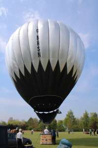 G-BHSN hot air balloon, added to the archive 7 September 2026. Photograph by G Bann