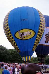 G-BHXT hot air balloon. Photograph by Mike Clarke