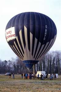 G-BHYO hot air balloon. Photograph by Mike Clarke
