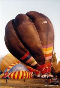 G-BIGF hot air balloon. Photograph by Mike Clarke