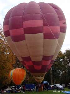 G-BMMU hot air balloon. Photograph by Kevin Boon