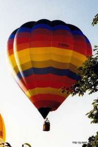 G-BMOV hot air balloon. Photograph by Mike Clarke