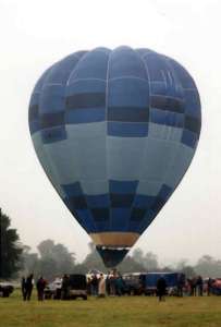 G-BMUU hot air balloon. Photograph by Paul Coman