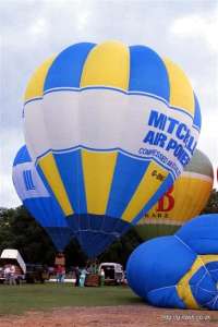 G-BNIU hot air balloon. Photograph by Mike Clarke