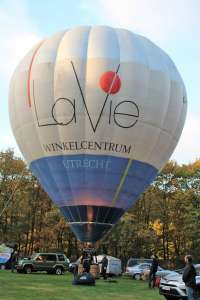 G-BPDE hot air balloon. Photograph by G Bann