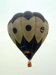 G-BSHT hot air balloon. Photograph by Balloon Spotters Archive