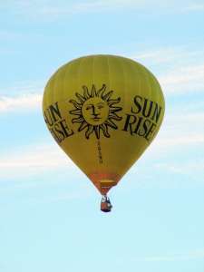 G-BSNU hot air balloon. Photograph by Balloon Spotters Archive