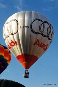 G-BWRV hot air balloon. Photograph by Mike Clarke