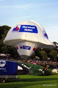 G-BXAP hot air balloon. Photograph by Mike Clarke