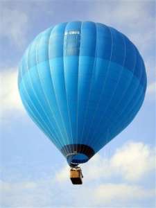 G-CBUE hot air balloon, added to the archive 27 August 2026. Photograph by Mark Stelling