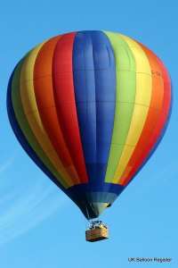 G-CBZU hot air balloon, added to the archive 27 August 2026. Photograph by Kevin Boon