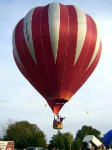 G-CCJF hot air balloon, added to the archive 27 August 2026. Photograph by Paul Coman