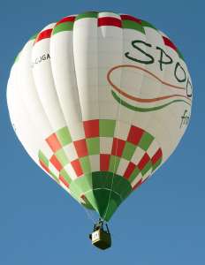 G-CJGA hot air balloon, added to the archive 27 August 2026. Photograph by Ian Grove