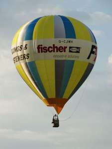G-CJWH hot air balloon, added to the archive 27 August 2026. Photograph by Kevin Boon