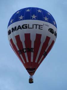 G-CKGI hot air balloon, added to the archive 27 August 2026. Photograph by Kevin Boon