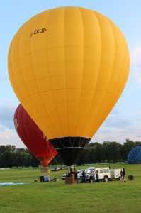 G-CKUP hot air balloon, added to the archive 27 August 2026. Photograph by Bob Garnett