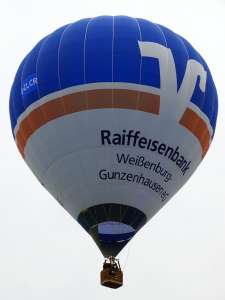 G-CLCR hot air balloon, added to the archive 27 August 2026. Photograph by Kevin Boon
