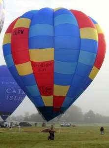 G-CLPW hot air balloon, added to the archive 27 August 2026. Photograph by Bob Garnett