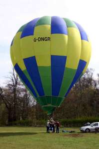 G-DNGR hot air balloon, added to the archive 27 August 2026. Photograph by Bill Teasdale