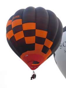 G-DONR hot air balloon, added to the archive 27 August 2026. Photograph by Kevin Boon