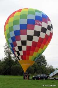 G-EEFA hot air balloon, added to the archive 27 August 2026. Photograph by Trev Read