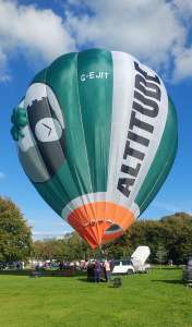 G-EJIT hot air balloon, added to the archive 27 August 2026. Photograph by Trev Read