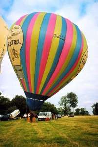 G-ELLE hot air balloon, added to the archive 27 August 2026. Photograph by Andrew Garrett