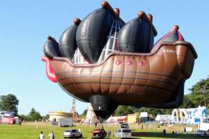 G-ENMY hot air balloon, added to the archive 27 August 2026. Photograph by Fay Shepherd
