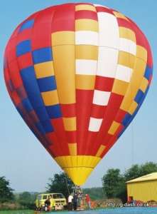 G-FRIL hot air balloon, added to the archive 27 August 2026. Photograph by slowfly.it