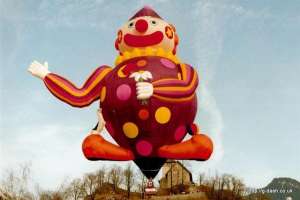G-GWIZ hot air balloon, added to the archive 27 August 2026. Photograph by G Duke