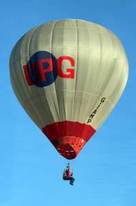 G-IAMP hot air balloon, added to the archive 7 September 2026. Photograph by G Bann