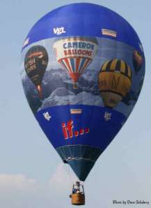 G-IFIF hot air balloon, added to the archive 27 August 2026. Photograph by Dave Salisbury