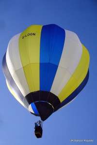 G-LOON hot air balloon, added to the archive 27 August 2026. Photograph by Kevin Boon