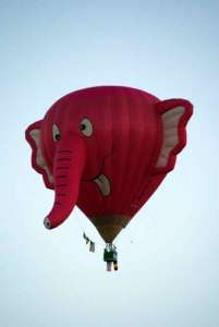 G-NLYB hot air balloon, added to the archive 27 August 2026. Photograph by Richard Gahan