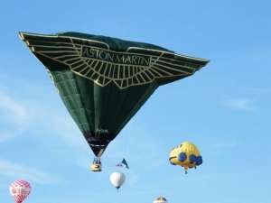 G-OAML hot air balloon, added to the archive 27 August 2026. Photograph by Andrew Kaye