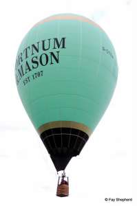 G-OTEA hot air balloon, added to the archive 27 August 2026. Photograph by Fay Shepherd