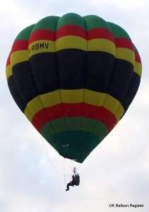 G-RBMV hot air balloon, added to the archive 27 August 2026. Photograph by Kevin Boon