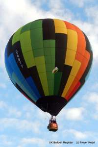 G-WSTY hot air balloon, added to the archive 27 August 2026. Photograph by Trev Read