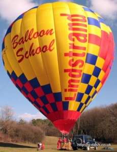 G-ZAZZ hot air balloon, added to the archive 27 August 2026. Photograph by slowfly.it