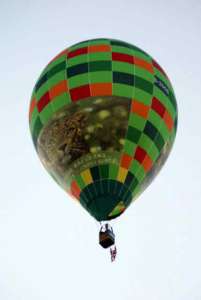 G-ZOOS hot air balloon, added to the archive 27 August 2026. Photograph by Richard Gahan